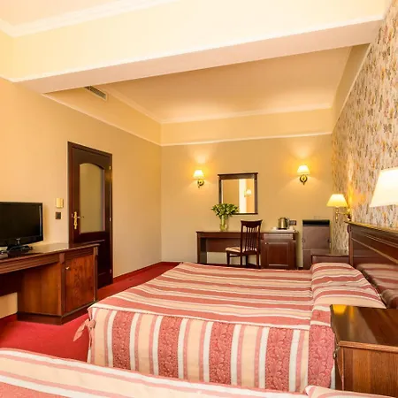 سبلينديد البوتيكي 3*