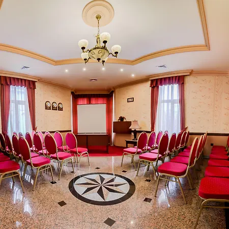 سبلينديد البوتيكي 3* فارنا