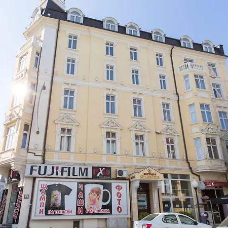 فندق سبلينديد البوتيكي فارنا