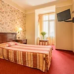 فندق سبلينديد البوتيكي 3*