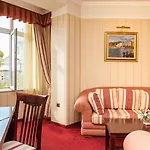 Boutique Splendid 3* Warna