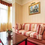Boutique Splendid 3* Warna